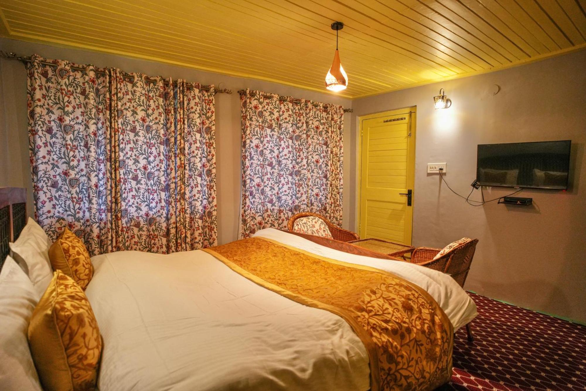Hotel Little Silver Pahalgām Zewnętrze zdjęcie